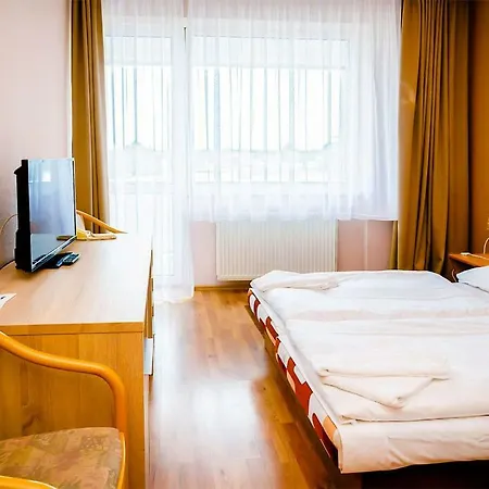 Atrium Hotel